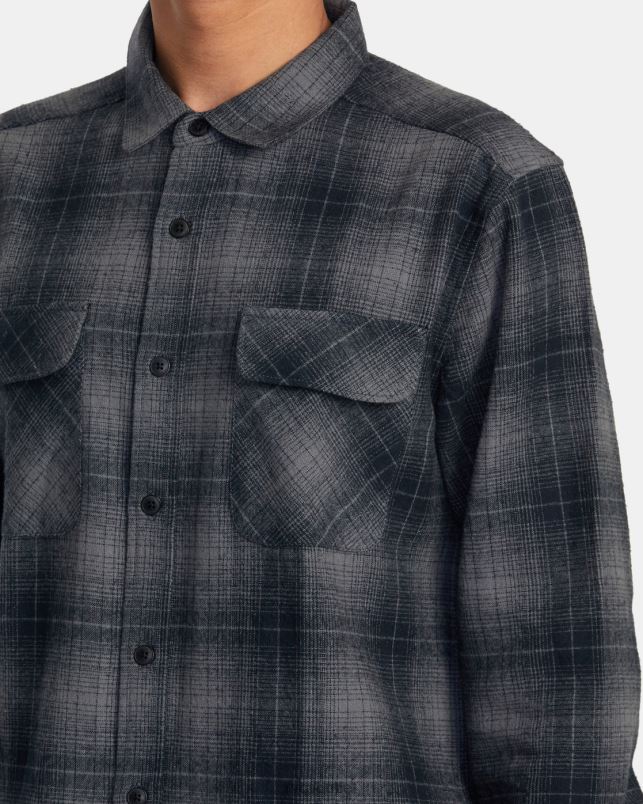 Clothing V84B533 black RVCA Men Dayshift Flannel Long Sleeve Shirt