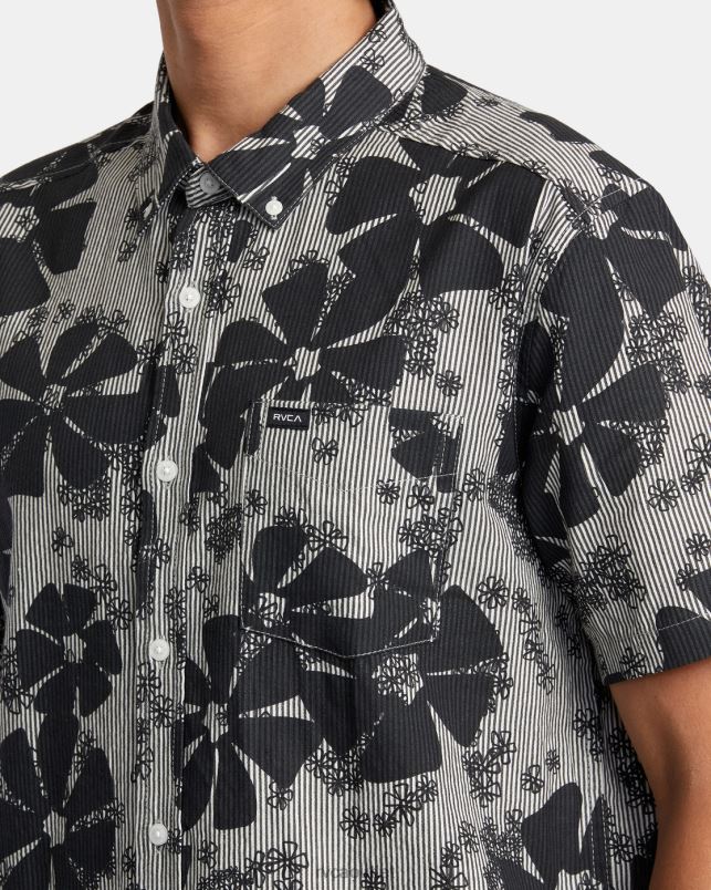 Clothing V84B95 black RVCA Men Yoyogi Seersucker Short Sleeve Shirt