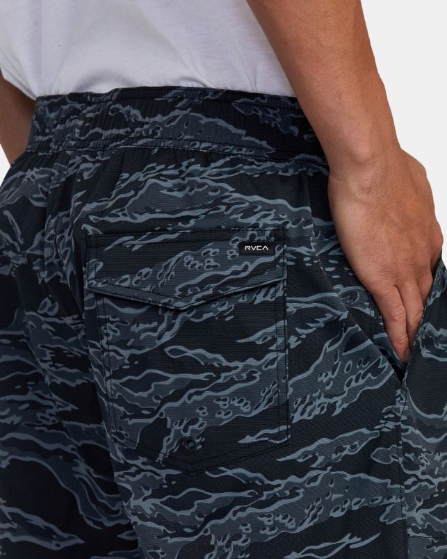 Clothing V84B312 black camo RVCA Men Civic Hybrid Boardshorts