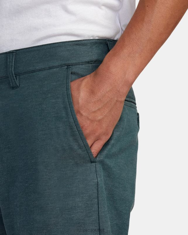 Clothing V84B758 hunter green RVCA Men Back In Hybrid 19 Shorts