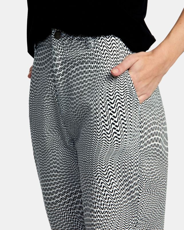 Clothing V84B1728 whisper white RVCA Women Weekend Stretch Pants